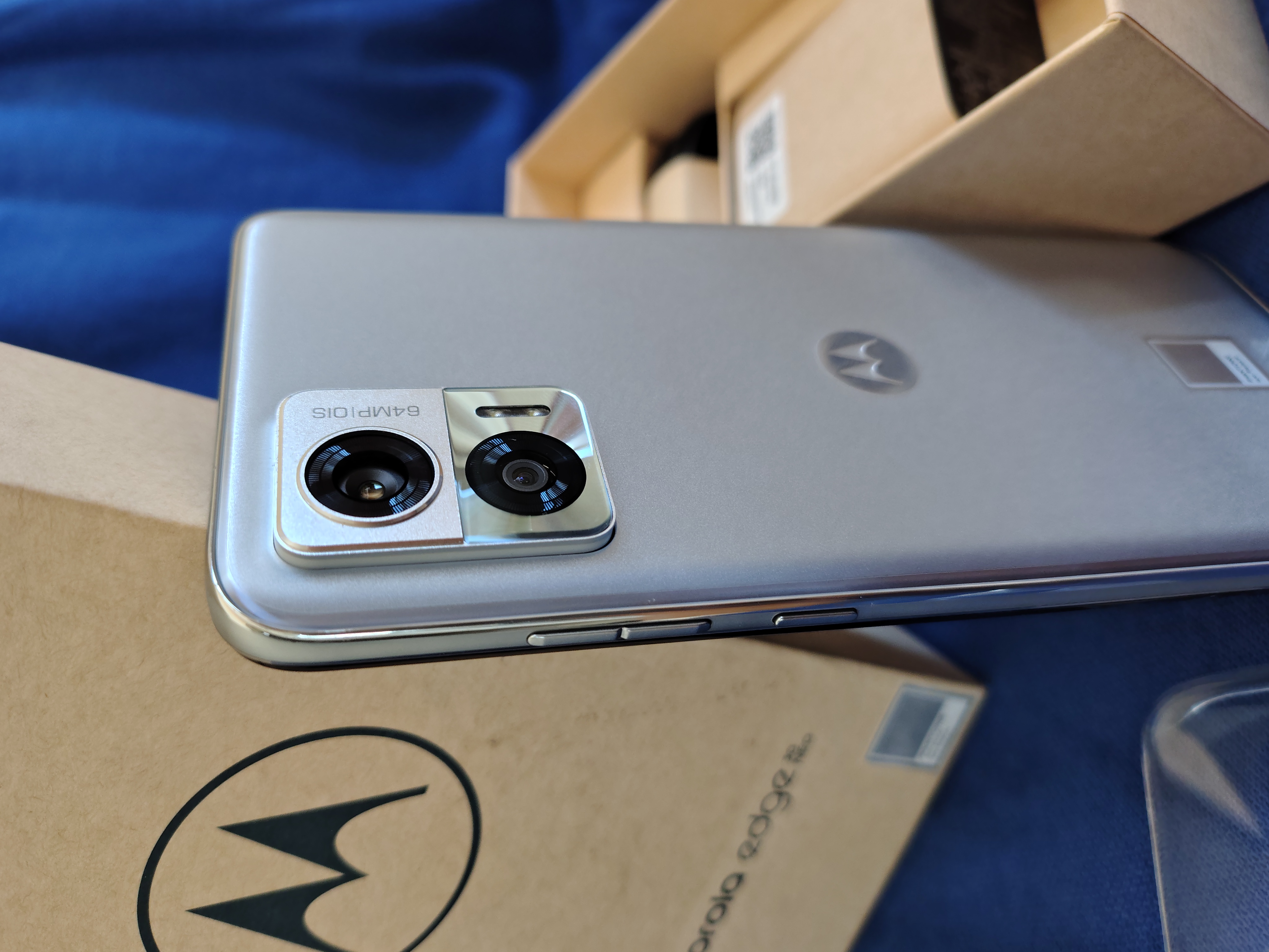 celulares y tabletas - Motorola edge 30 Neo  0