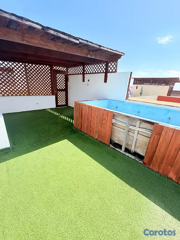 apartamentos - venta de apartamento 4to piso con terraza techada en la autopista de san isidro 5