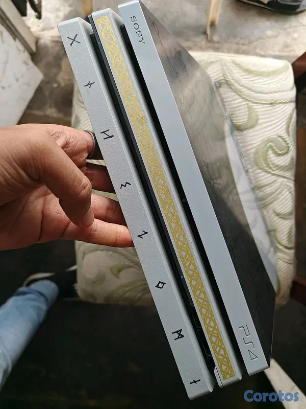 consolas y videojuegos - PS4 pro edición god of war 1TB  5