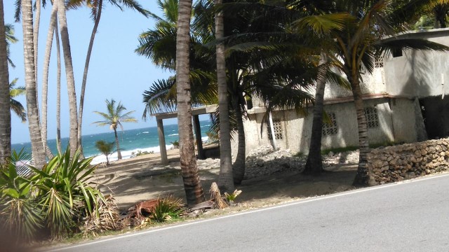 casas - Villa ( casa) en  la playa en nagua. República Dominicana.titulo. 1