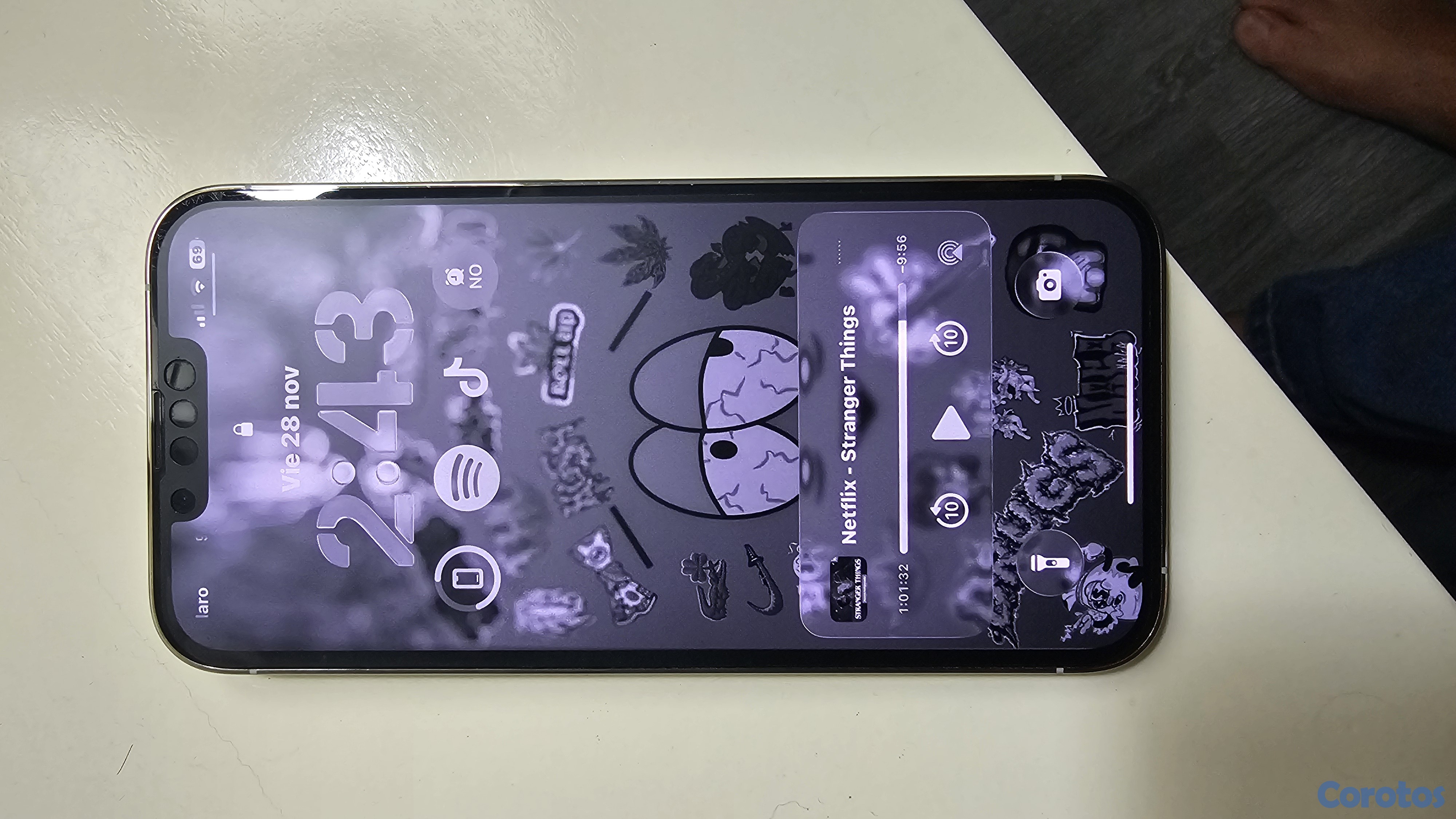 celulares y tabletas - VENDO MI IPHONE 13 PRO SILVER, COMO NUEVO!! 3