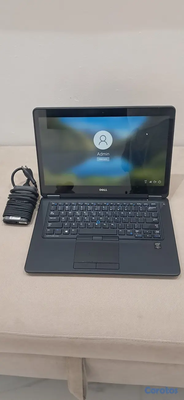 computadoras y laptops - Laptop Dell i5 16GB Ram 256GB SSD Win 10 Touch 3