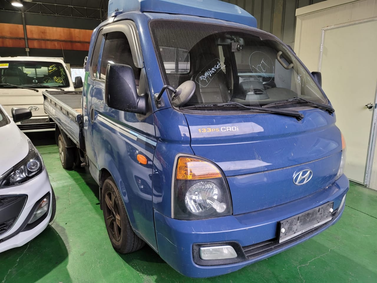 camiones y vehiculos pesados - HYUNDAI PORTER 2 AUTOMATICO, 2015