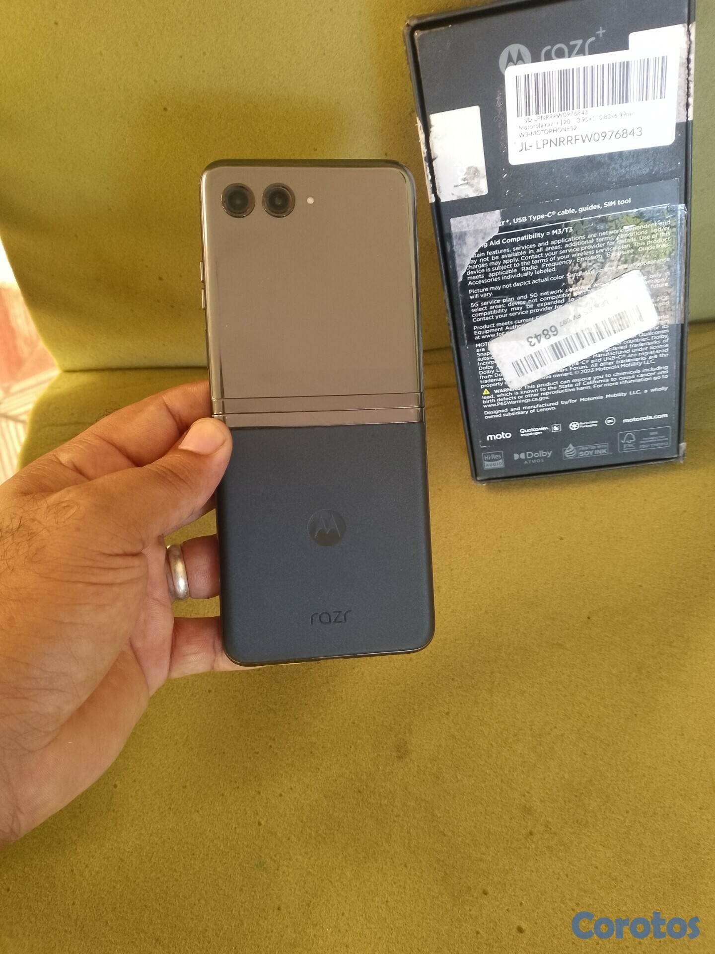 celulares y tabletas - Motorola Razr 2023 Plus 256GB Desbloqueado  2