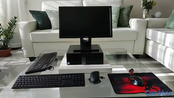 computadoras y laptops - PC CON UN SET DE PERIFERICOS Y MONITOR I7 9700, WINDOWS 11 PRO
COMO NUEVO 9