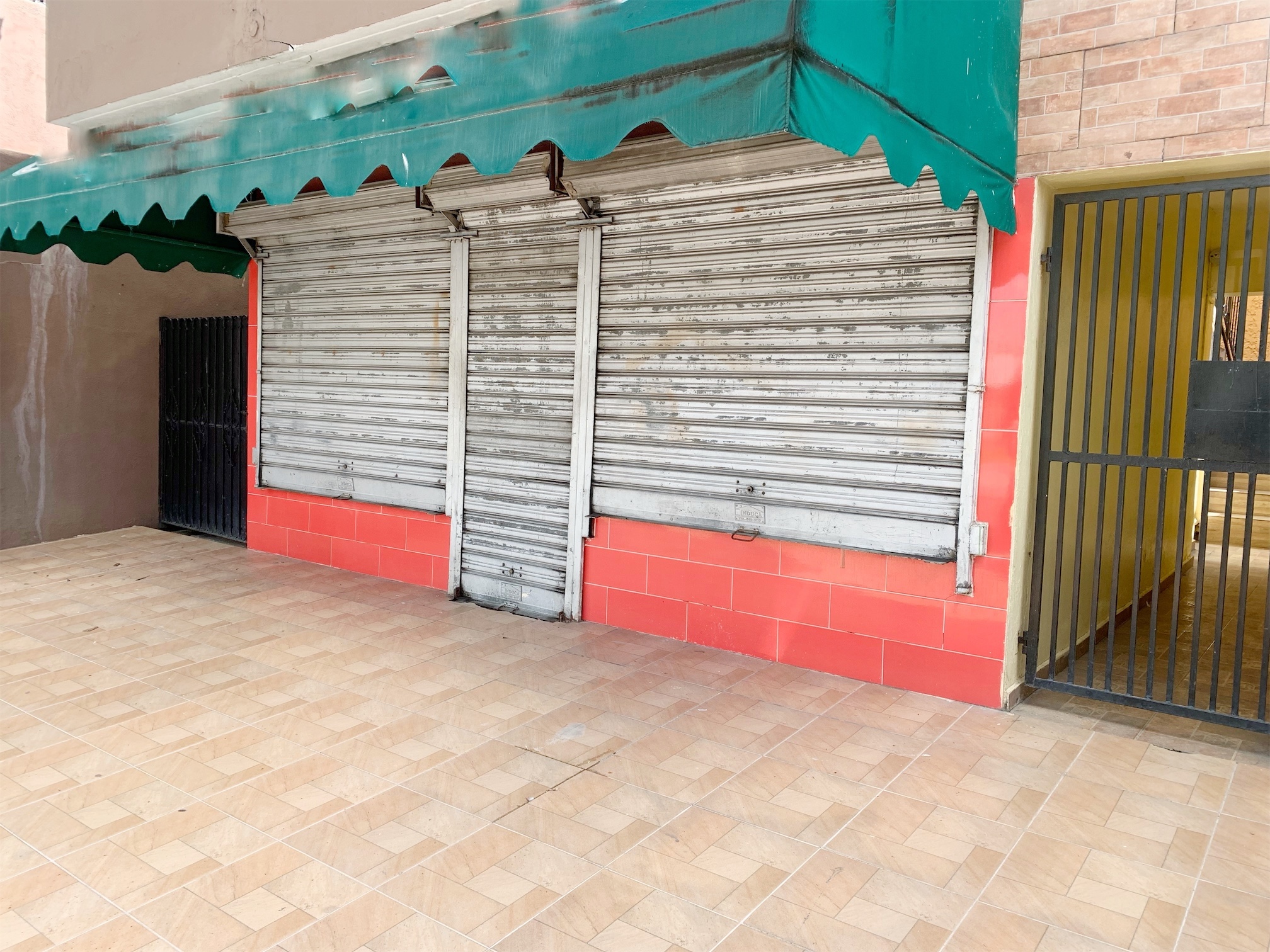 oficinas y locales comerciales - Local primer nivel millon 2
