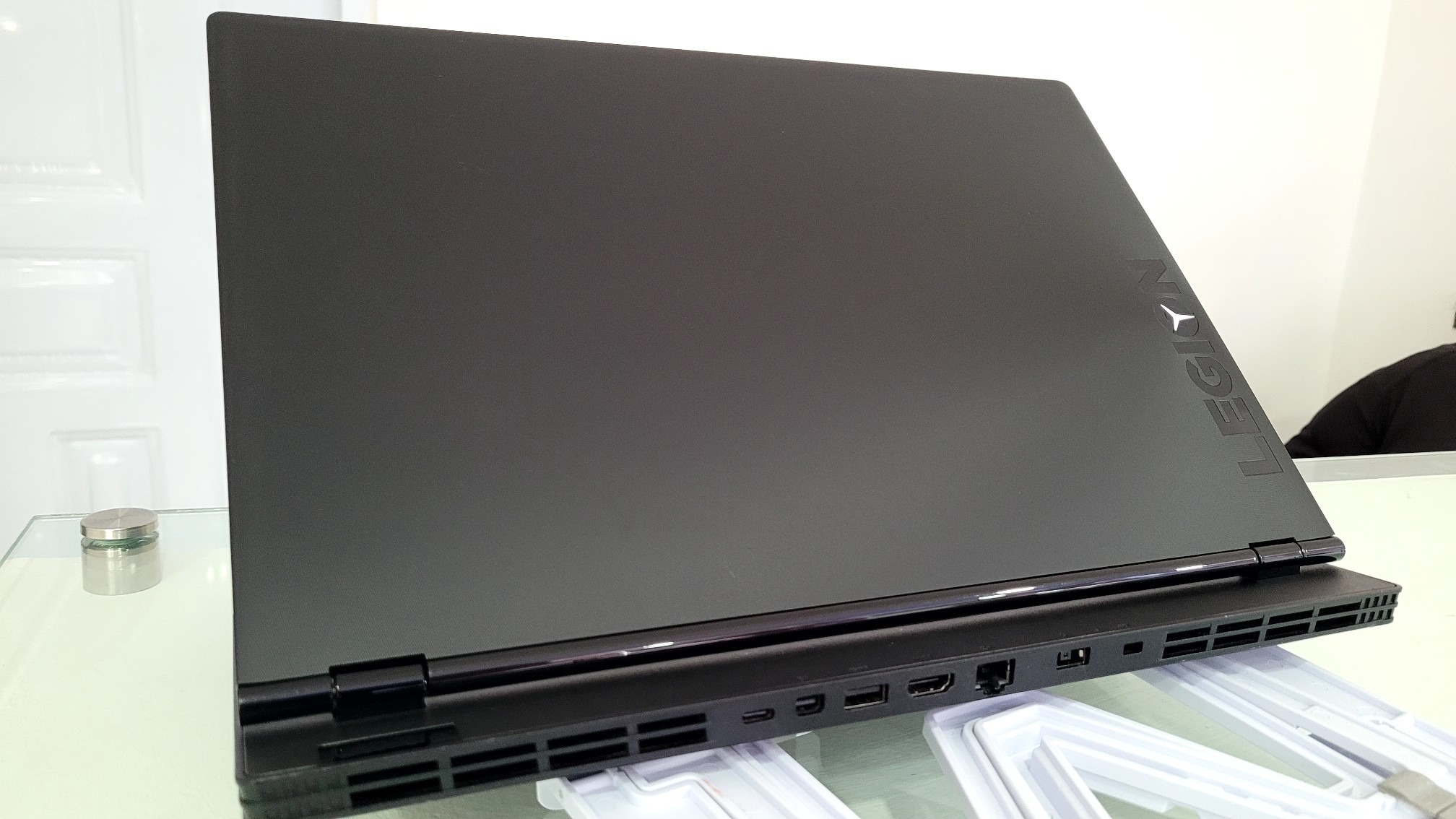 computadoras y laptops - Lenovo Gaming Y530 Core i7 8va Ram 16gb ddr4 Disco 2TB nVidea Gtx 1050Ti 4GB 4