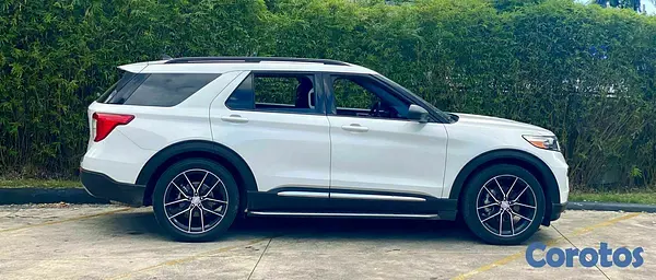 jeepetas y camionetas - FORD EXPLORER XLT 2022 8