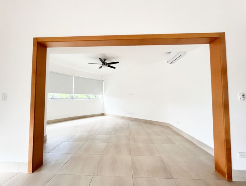 apartamentos - Alquiler de Apartamento Amplio con Linea Blanca en La Esperilla 3