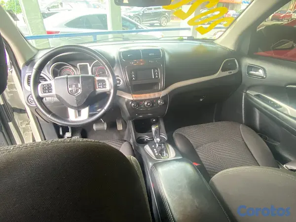 jeepetas y camionetas - DODGE JOURNEY SE 2020 4