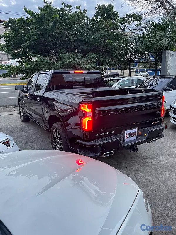 jeepetas y camionetas - Chevrolet Silverado 1500 RST Duramax 2021 7