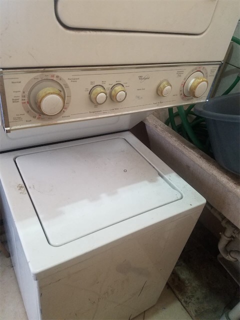  lavadora tipo torre eléctrica