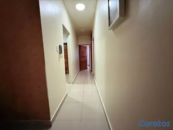 apartamentos - vendo renacimiento segundo nivel dos habitaciones 2.5 baños dos parqueos  18