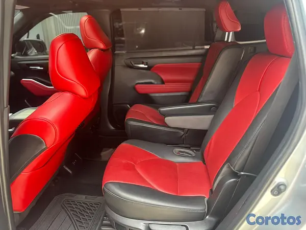 jeepetas y camionetas - Toyota Highlander XSE 2021  9