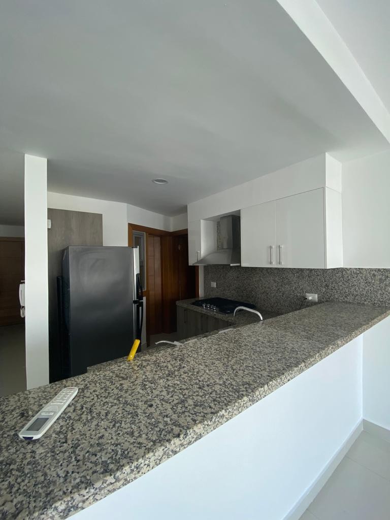 apartamentos - Se alquila apartamento en Evaristo Morales 5