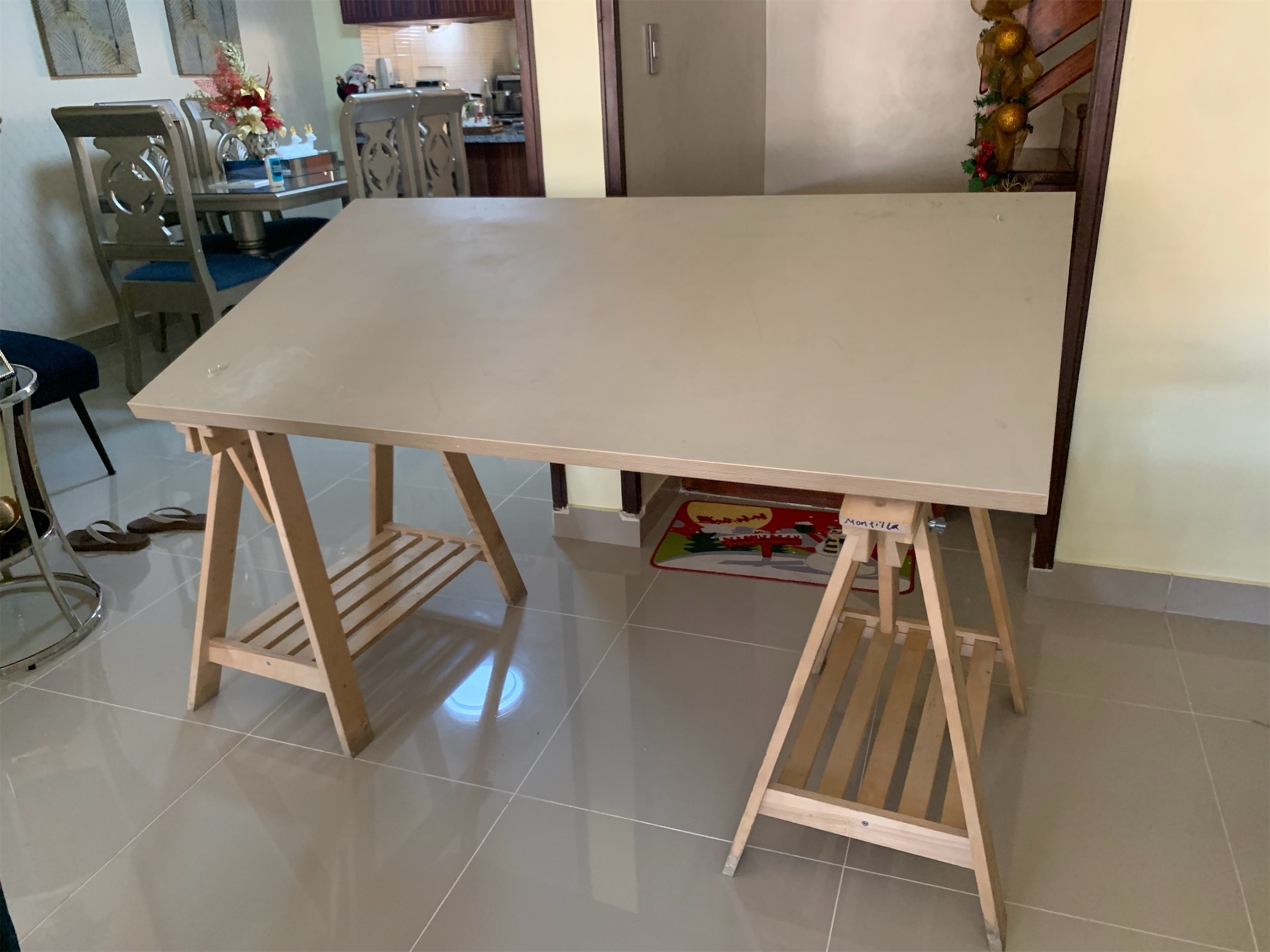 muebles y colchones - Mesa de dibujo (Arquitectura) de Ikea!!