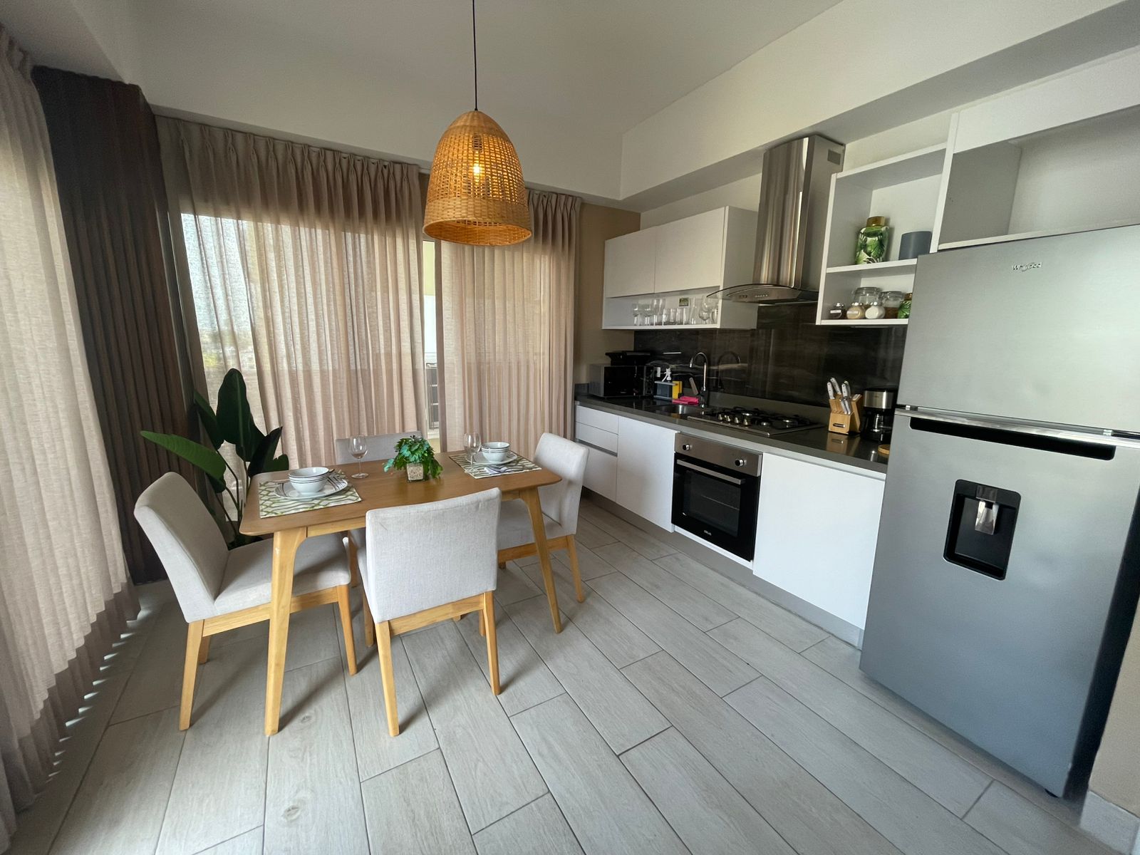 apartamentos - Apartamento Amueblado en Venta en Bella Vista 1H, 1.5B, 1P, 6to Nivel 1
