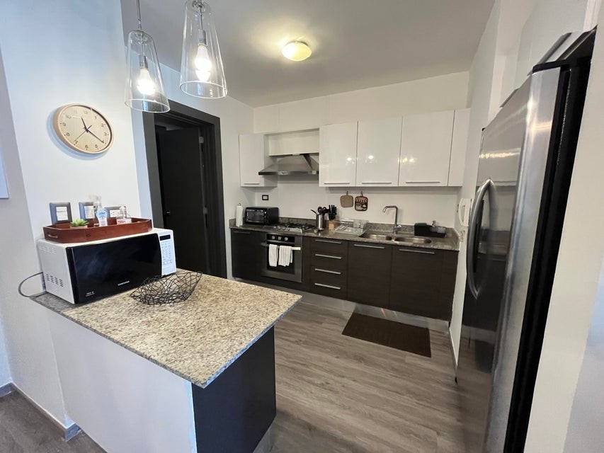 apartamentos - Apartamento en Alquiler Piantini Amueblado de Dos Habitaciones 5