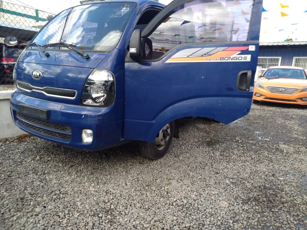 camiones y vehiculos pesados - KIA BONGO 2017 AZUL 1