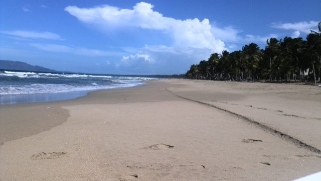 casas - Villa ( casa) en  la playa en nagua. República Dominicana.titulo. 5