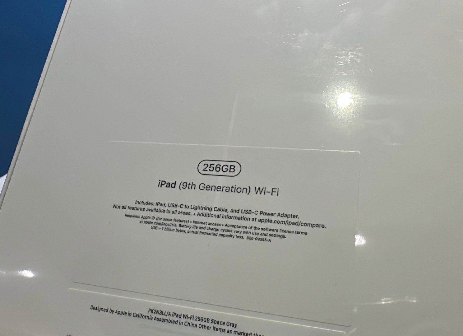 celulares y tabletas - Vendo iPad 9va Generación 256GB Wi-Fi Nueva Sellada, RD$ 26,800 NEG 1