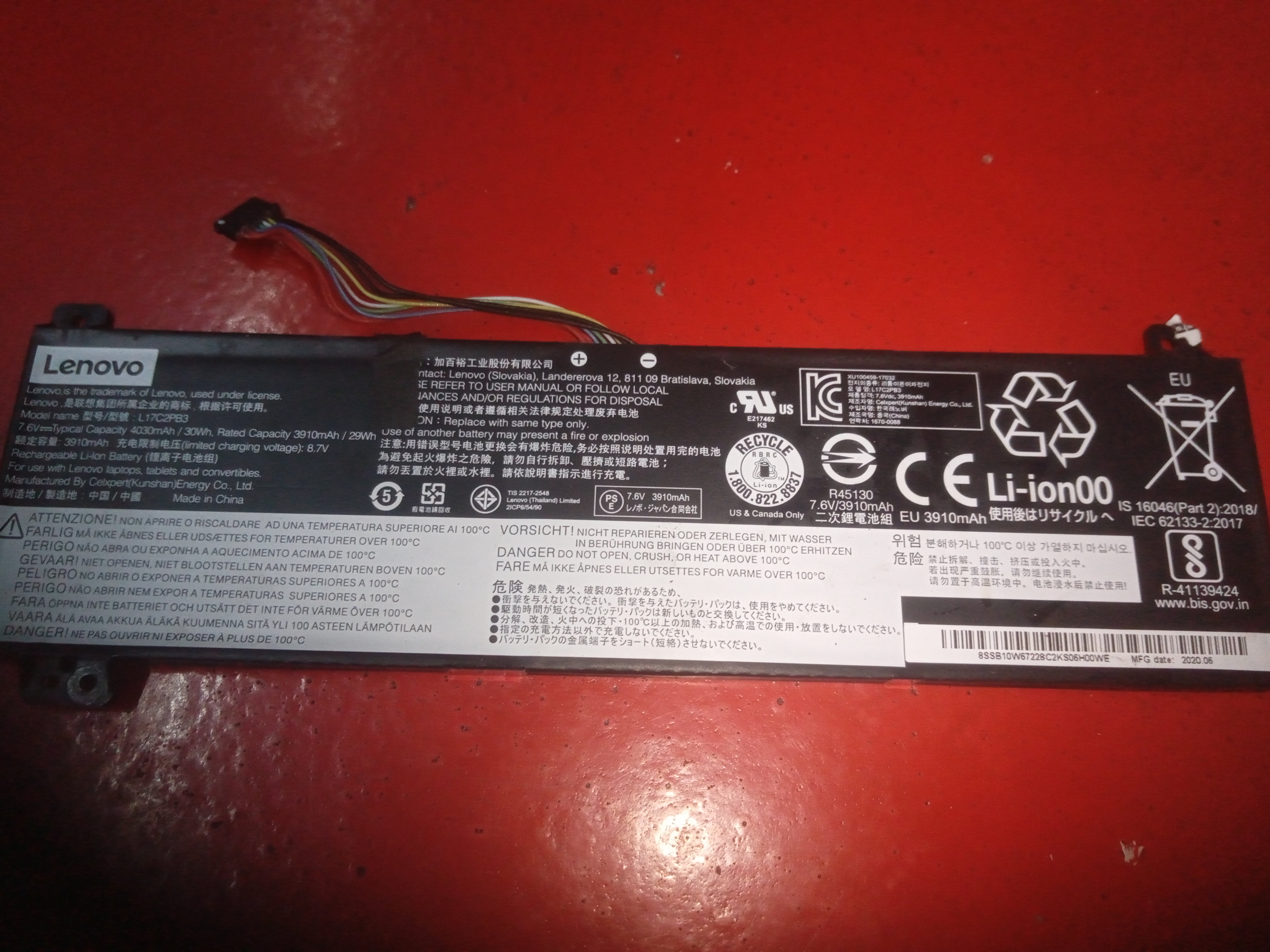 computadoras y laptops - se vende piezas de labtop lenovo 1