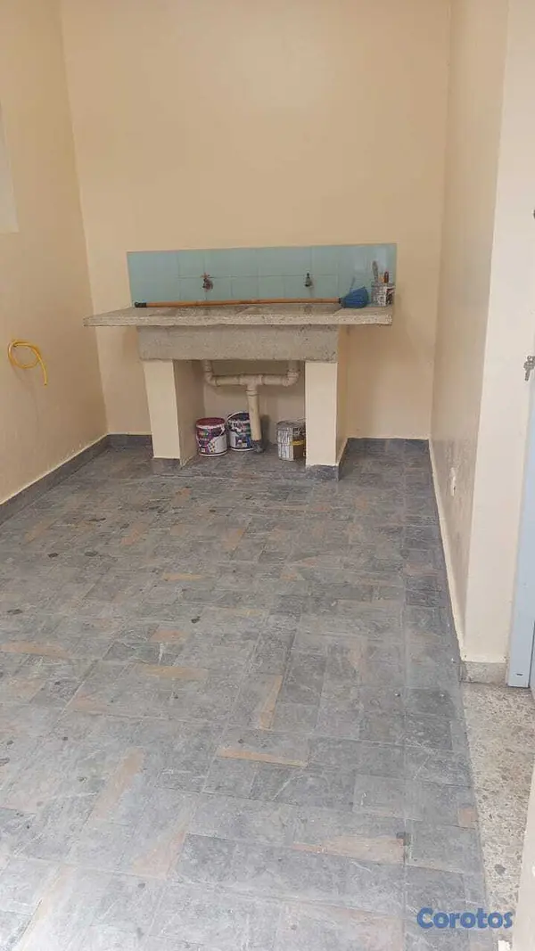 casas - Se alquila Casa renovada en Santiago 6