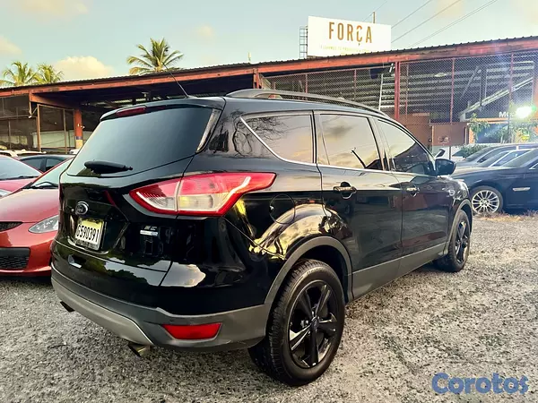 jeepetas y camionetas - Ford Escape 2016 2.0 AWD 7