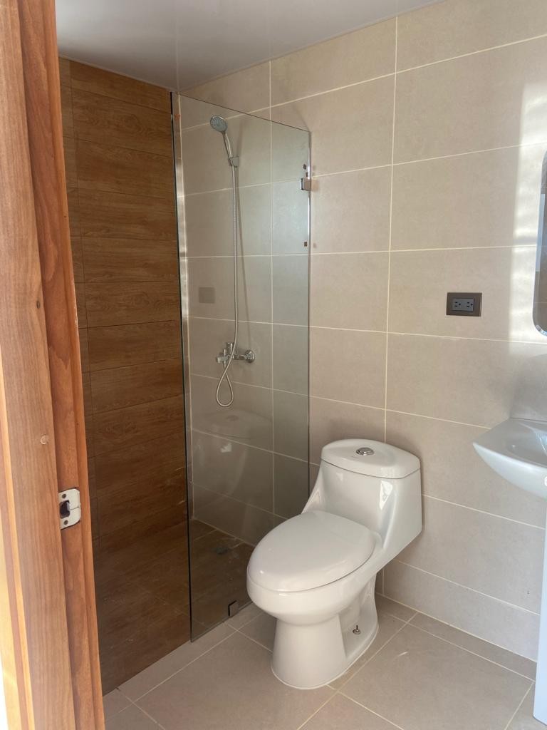 apartamentos - apartamento en venta próximo a la republica de Colombia  10