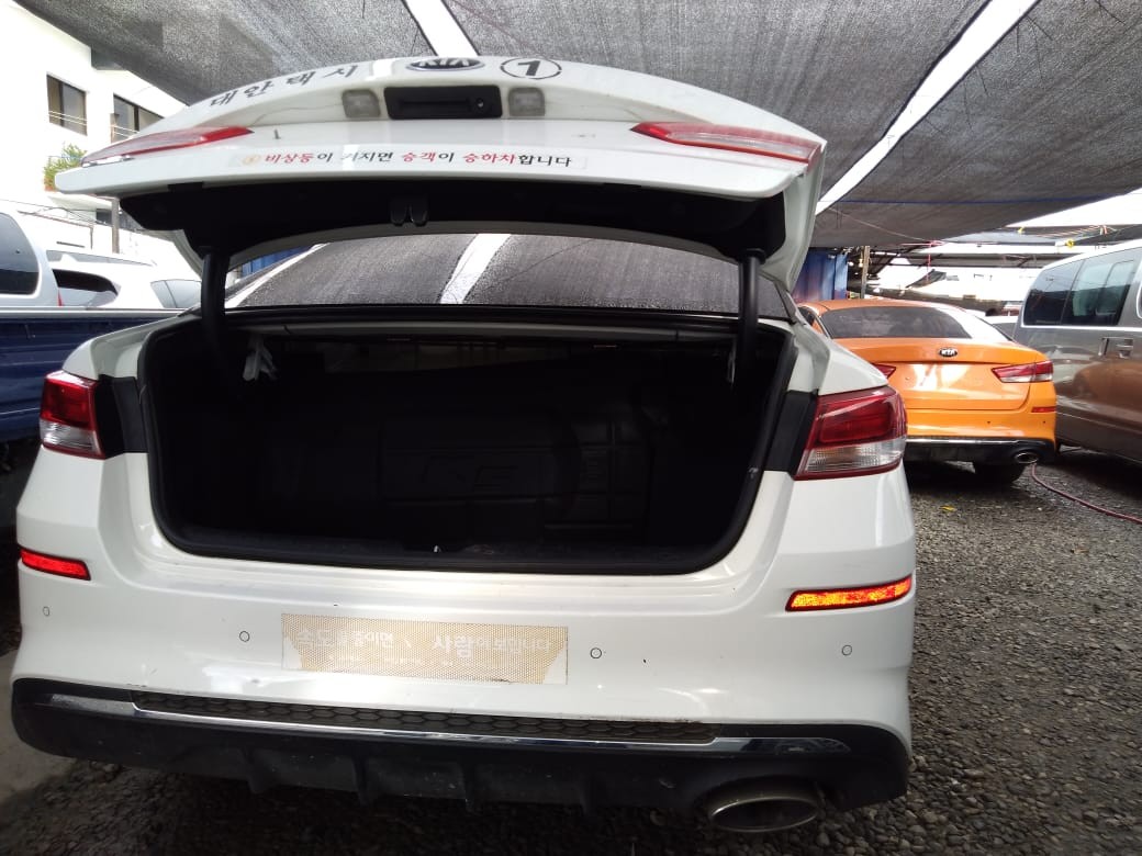 carros - KIA K5 2019 BLANCODESDE: RD$ 805,100.00 6