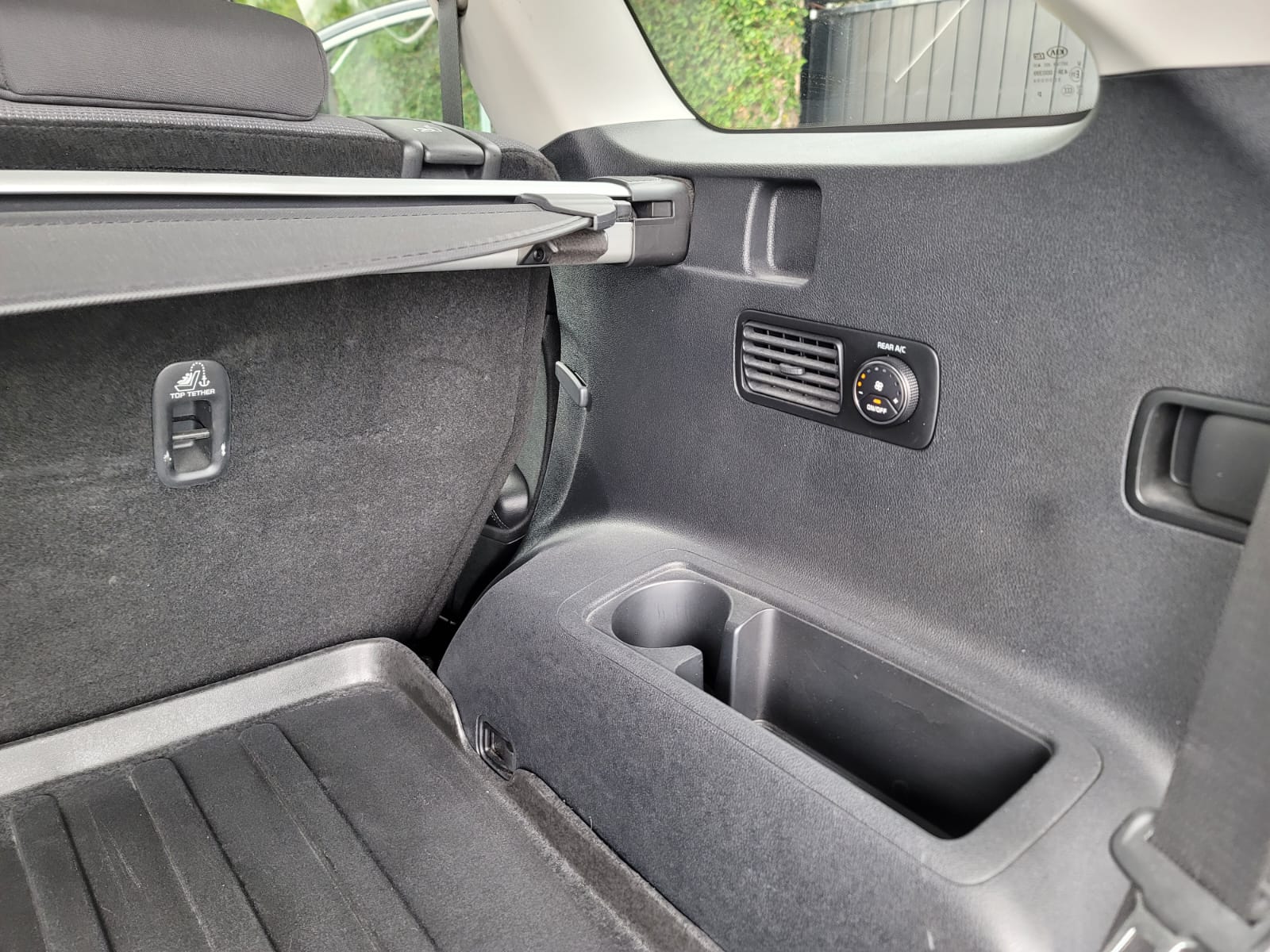 jeepetas y camionetas - SE VENDE KIA SORENTO 2017 6
