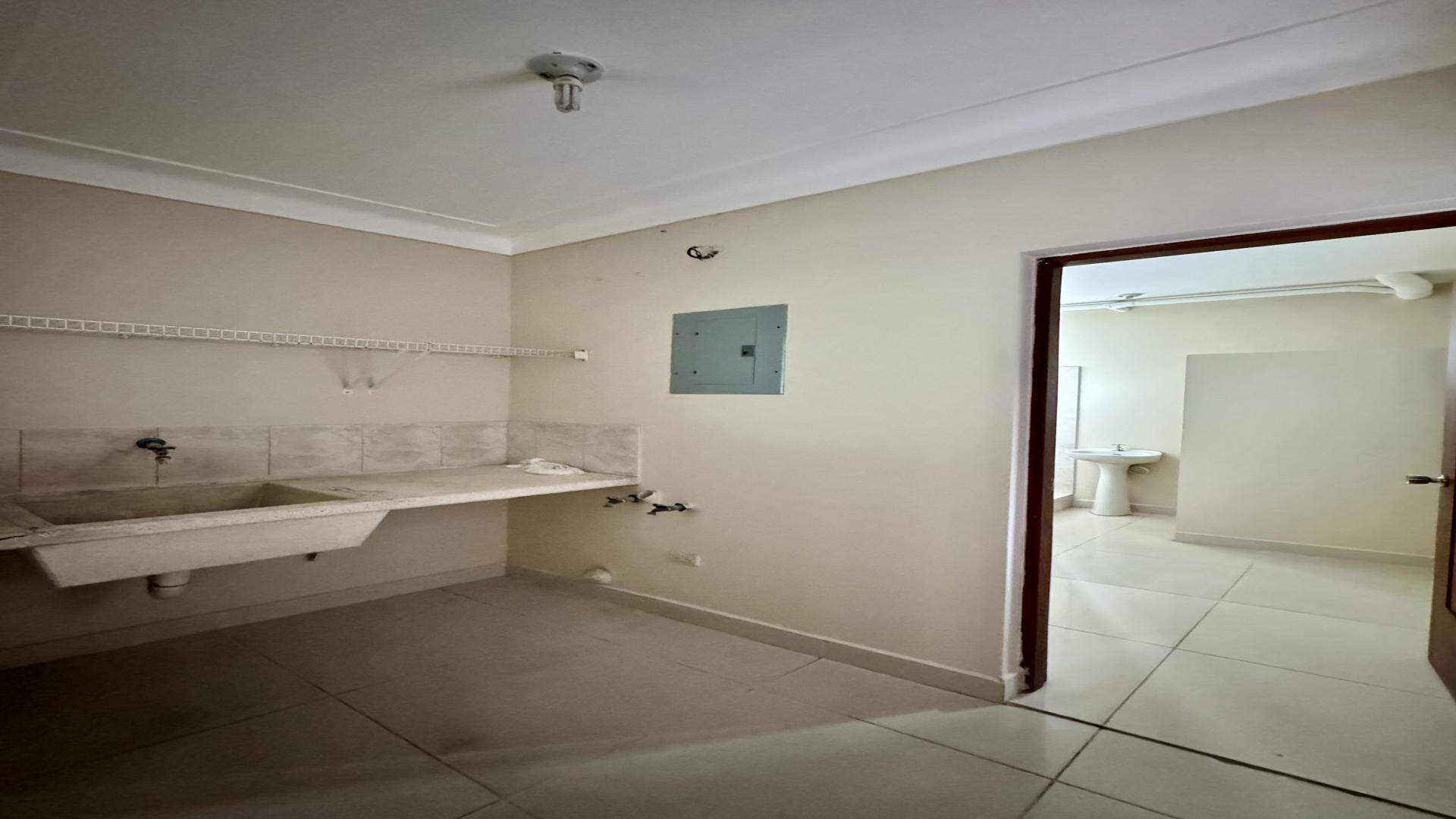 apartamentos - APARTAMENTO EN RENTA EN LA ESPANOLA SANTIAGO 10