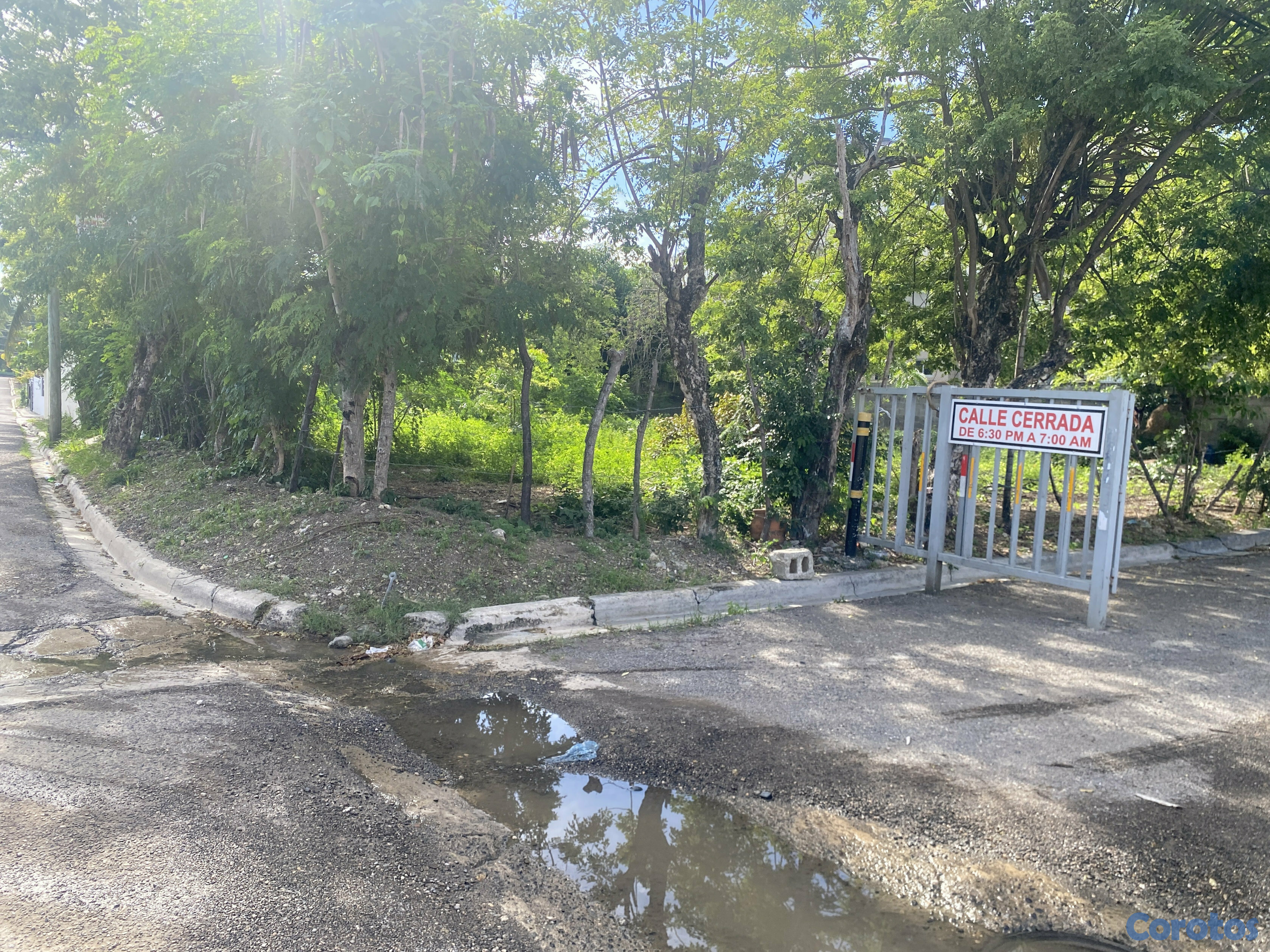 solares y terrenos - solar próximo al malecón de puerto plata  5