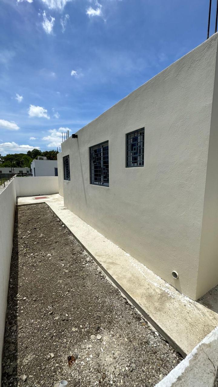 casas - CASA EN VENTA EN LOS TOCONES, SANTIAGO. 2