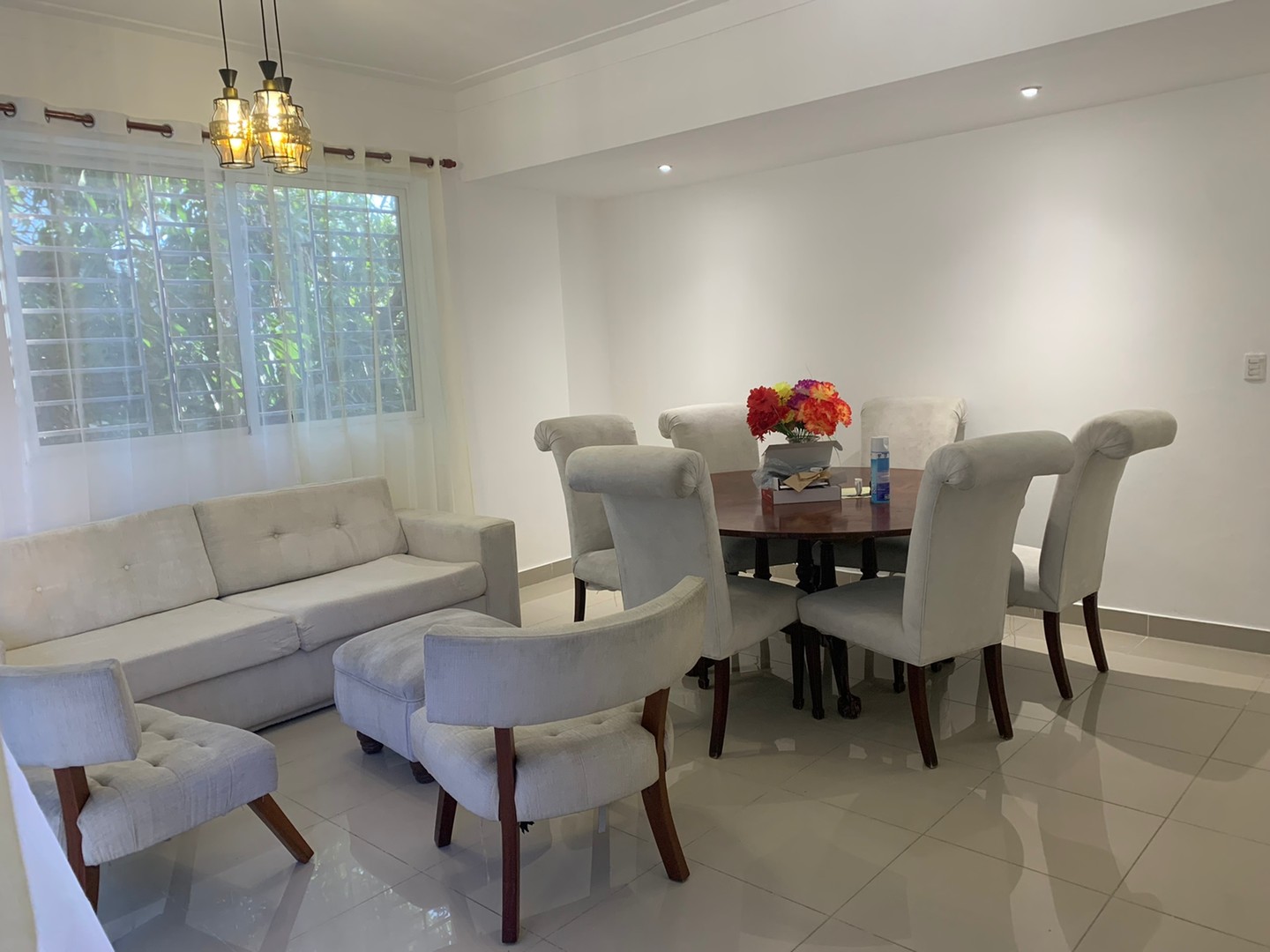 apartamentos - Gran Oportunidad 🚨Independencia📍🚨Apt 3hab, Balcón, sala, comedor, 2parqueos,  2