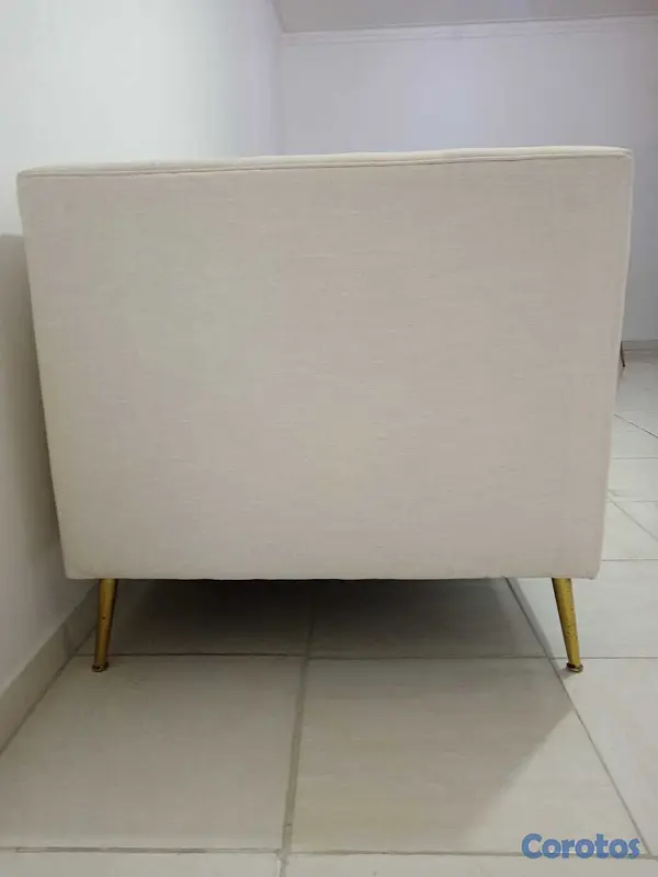 muebles y colchones - Sofá moderno 2 plazas beige con patas doradas – RD 3