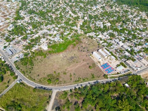 solares y terrenos - Vendo Terreno en Santo Domingo Oeste, Próximo a la Autopista Duarte. 3