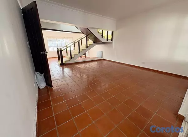 oficinas y locales comerciales - Local céntrico en la castellana  2
