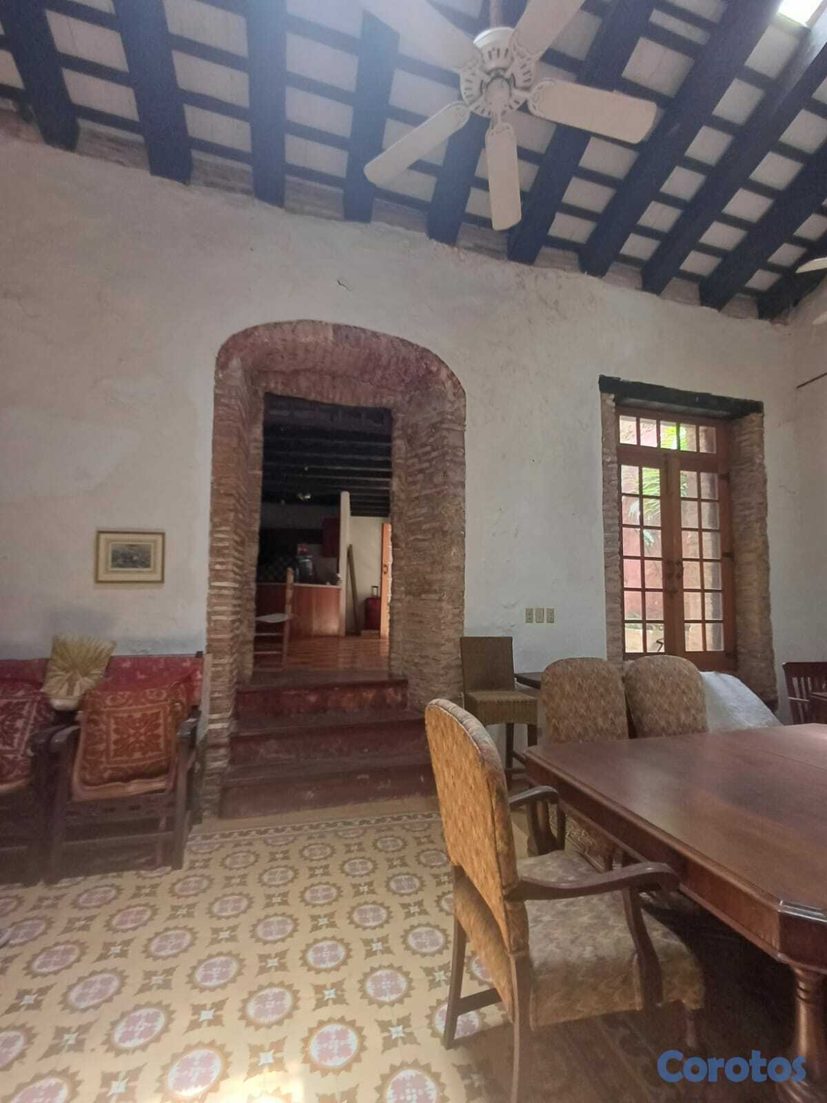 casas - Propiedad Zona Colonial al lado Kimpton Mercedes 7