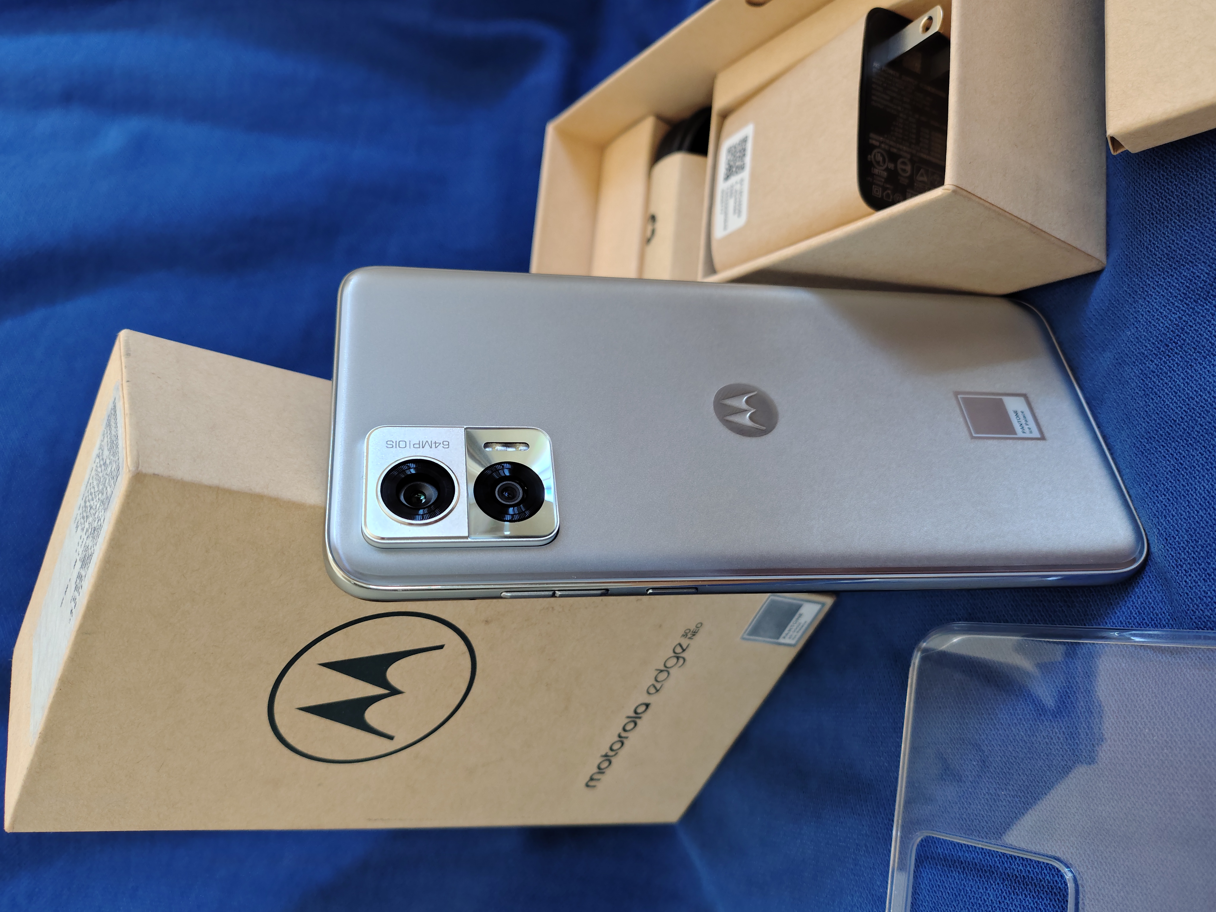 celulares y tabletas - Motorola edge 30 Neo  2