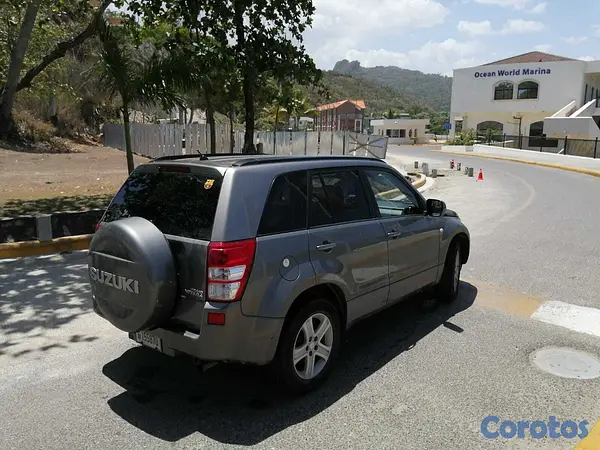 jeepetas y camionetas - Vendo Jeepeta Suzuki Grand Vitara  3