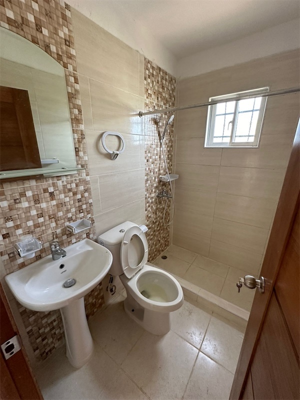 apartamentos - 🚨VENDO HERMOSO Y ACOGEDOR APARTAMENTO EN SAN ISIDRO LABRADOR🚨 3