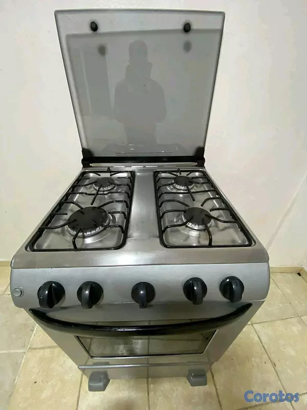 electrodomesticos - SUPER OFERTA DE ESTUFA 24 PULGADAS SEMI NUEVA  2