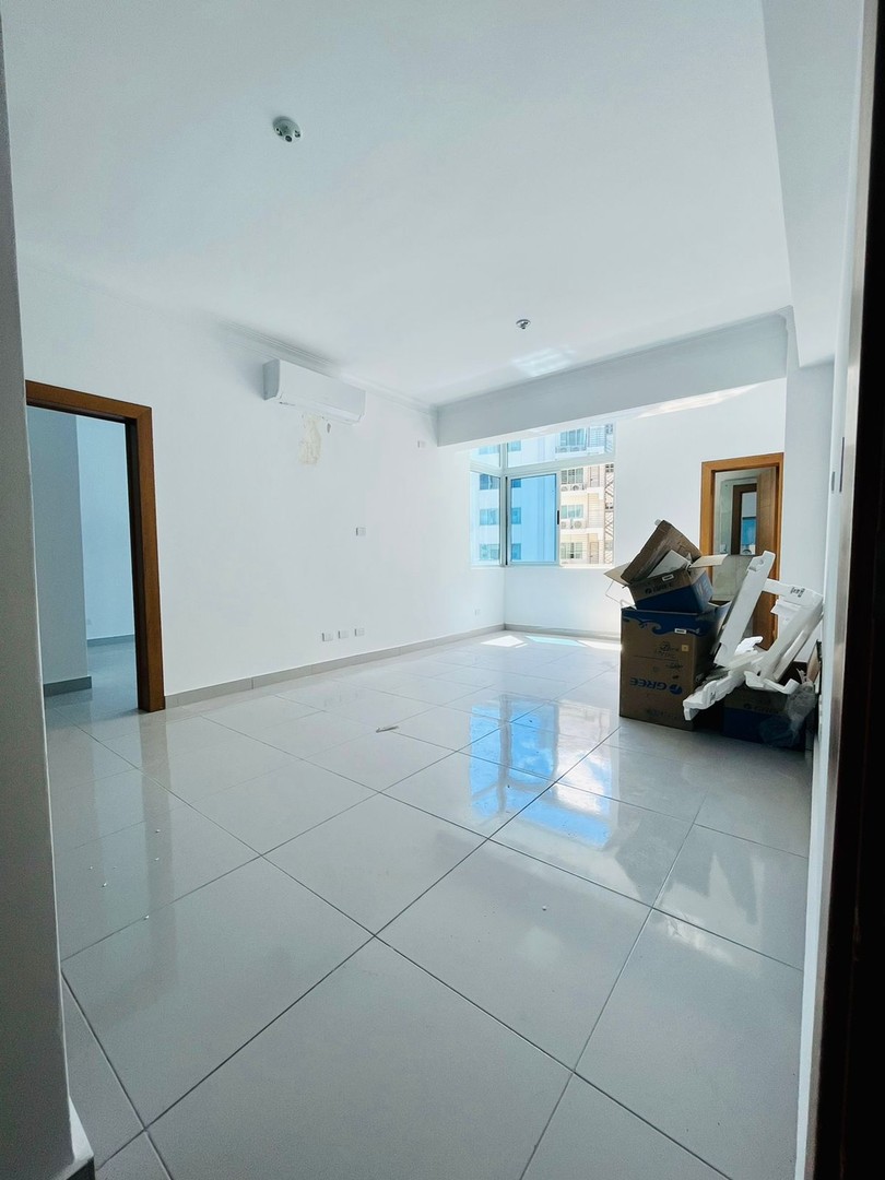 apartamentos - Se alquila apartamento en Naco con Linea Blanca 9