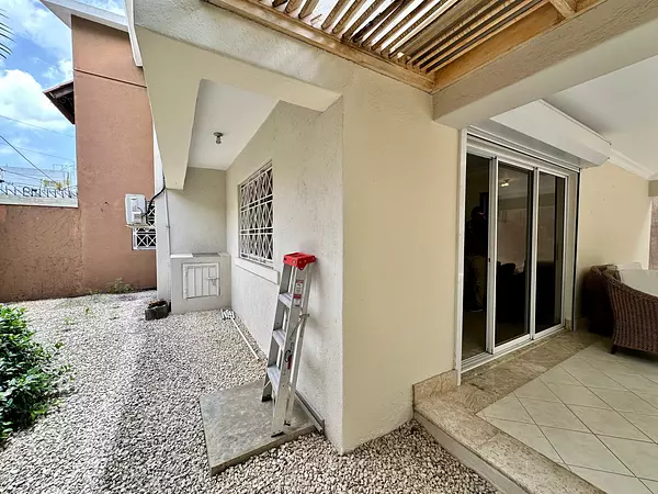 casas - Hermosa Residencia en Mirador del Este, SDE 6
