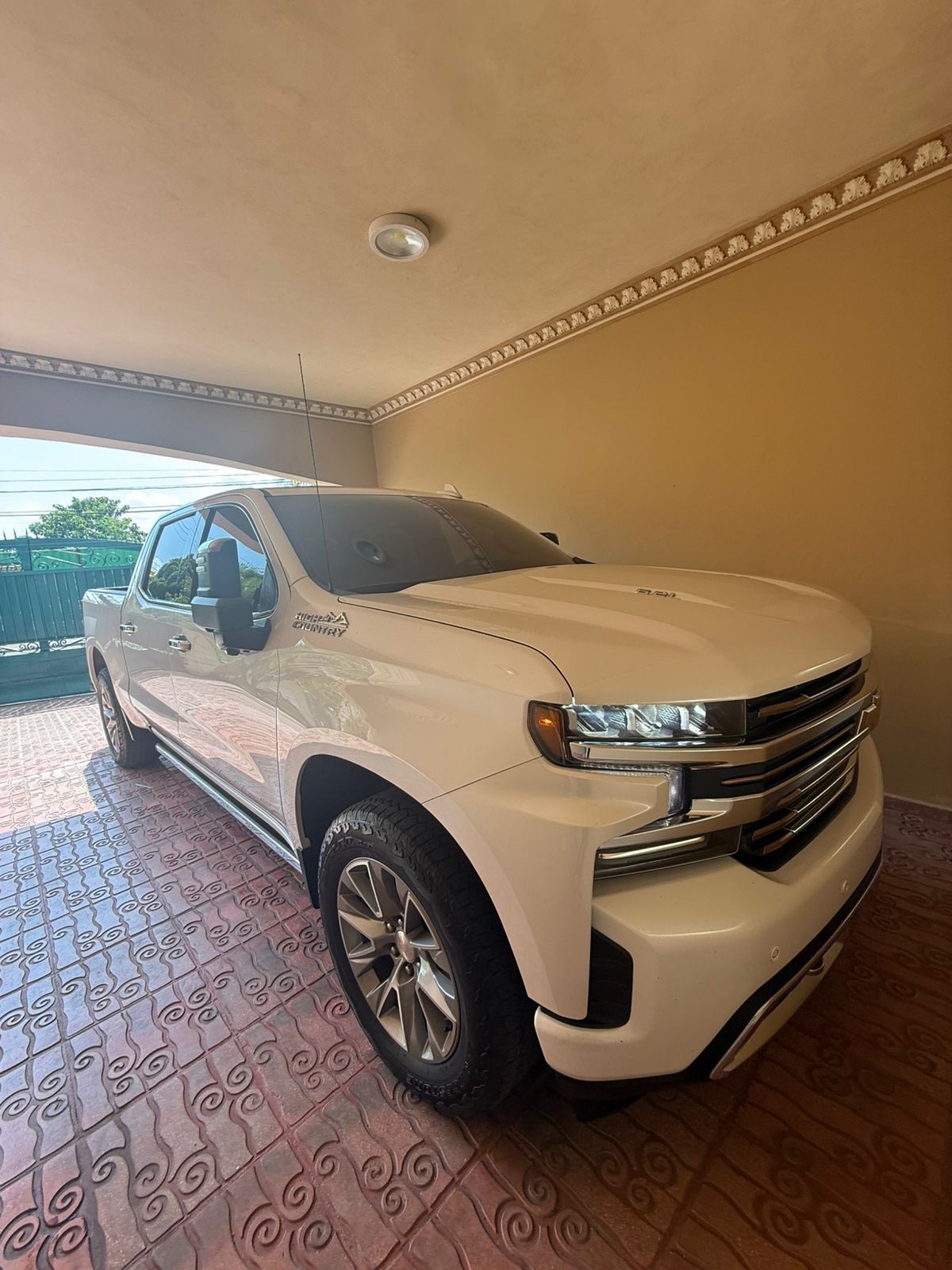 jeepetas y camionetas - chevolet silverado high country 2021 5