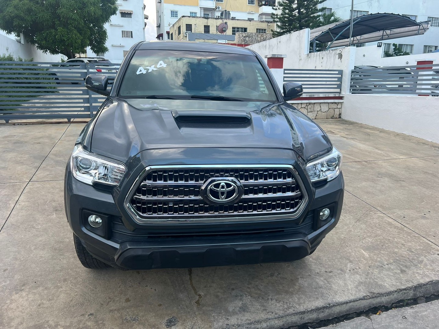 jeepetas y camionetas - toyota tacoma  3