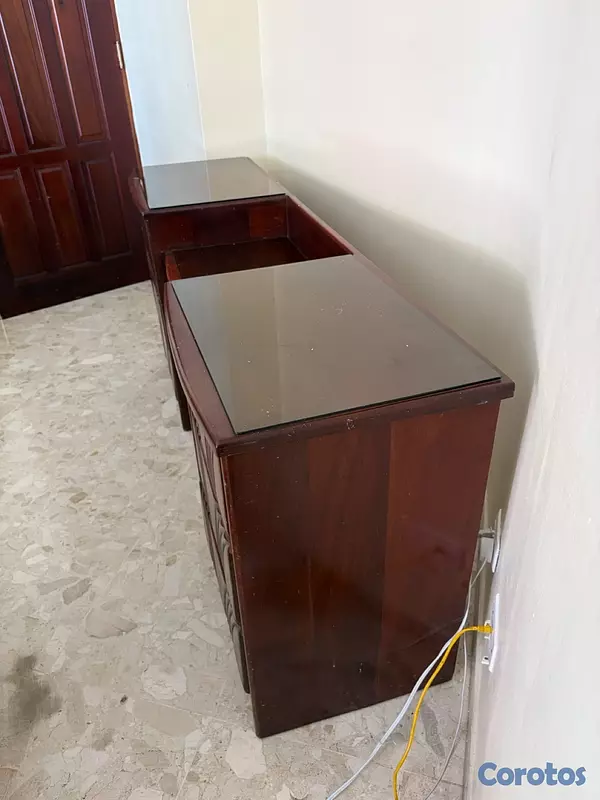 muebles y colchones - gavetero de caoba  2