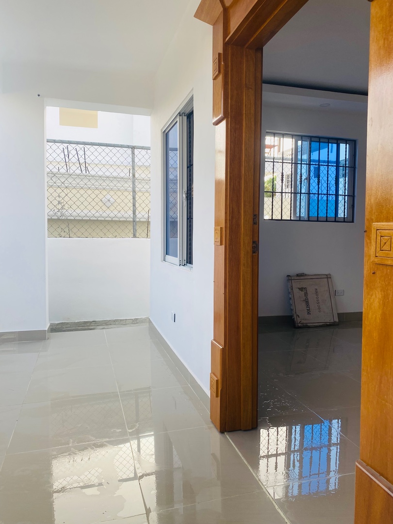 casas - CASA EN VENTA EN SANTIAGO DE LOS CABALLEROS PRÓXIMO AL JARDÍN BOTÁNICO  1