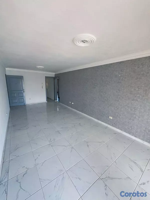 apartamentos - APARTAMENTO AMPLIO + UBICACIÓN ESTRATÉGICA = OPORT 6